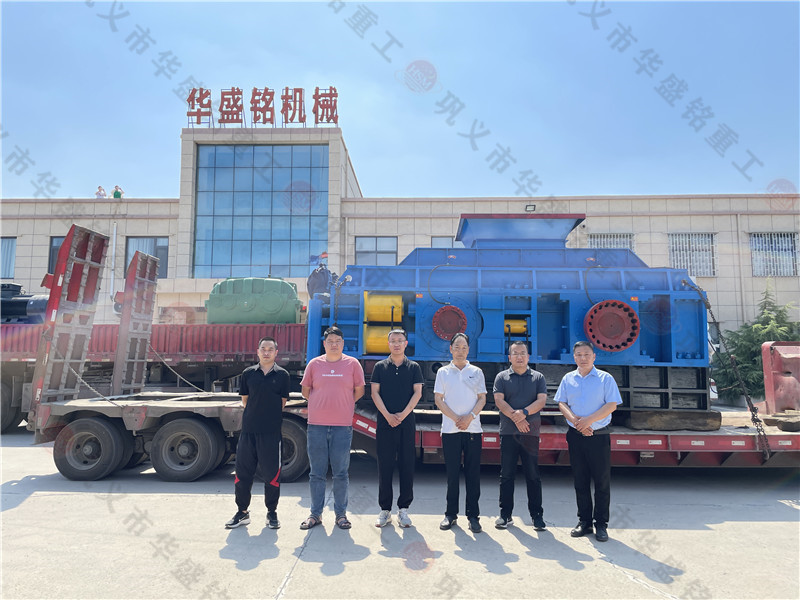 河卵石制砂用哪種機器，對輥制砂機怎么樣
